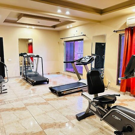 Grand Regent Hotel And Suites Faisalabad Extérieur photo